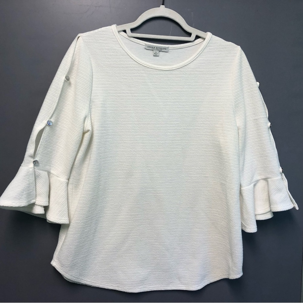 Green Envelope Large Cream Women’s Blouse